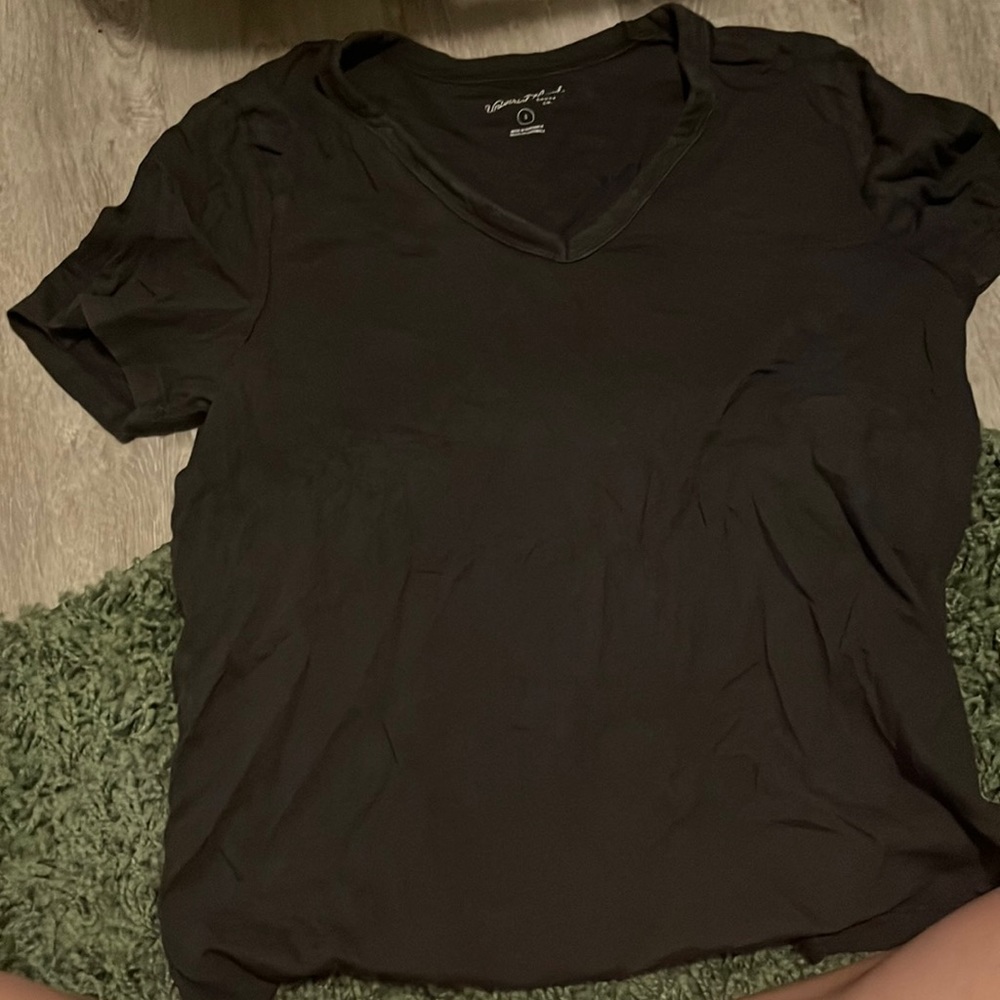 Grey tshirt